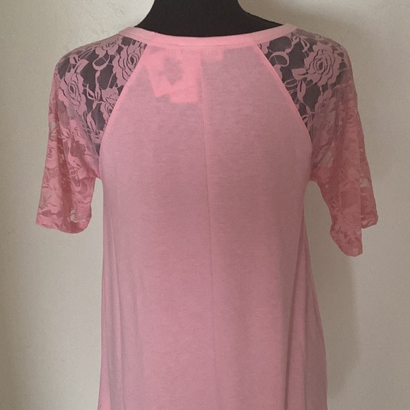 Zenana Pink Short Sleeve Shirt With Rose Lace Sleeves - Picture 12 of 16